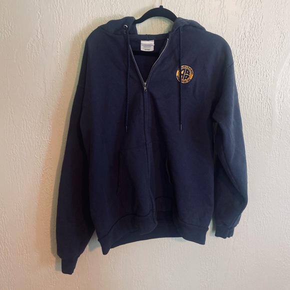Alaska railroad zip up - Picture 1 of 4